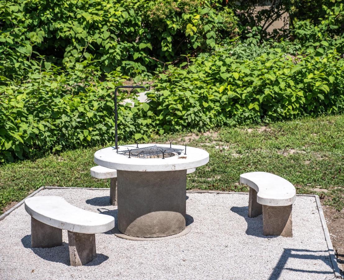 Feda Apartmanhaz Balatonboglár エクステリア 写真